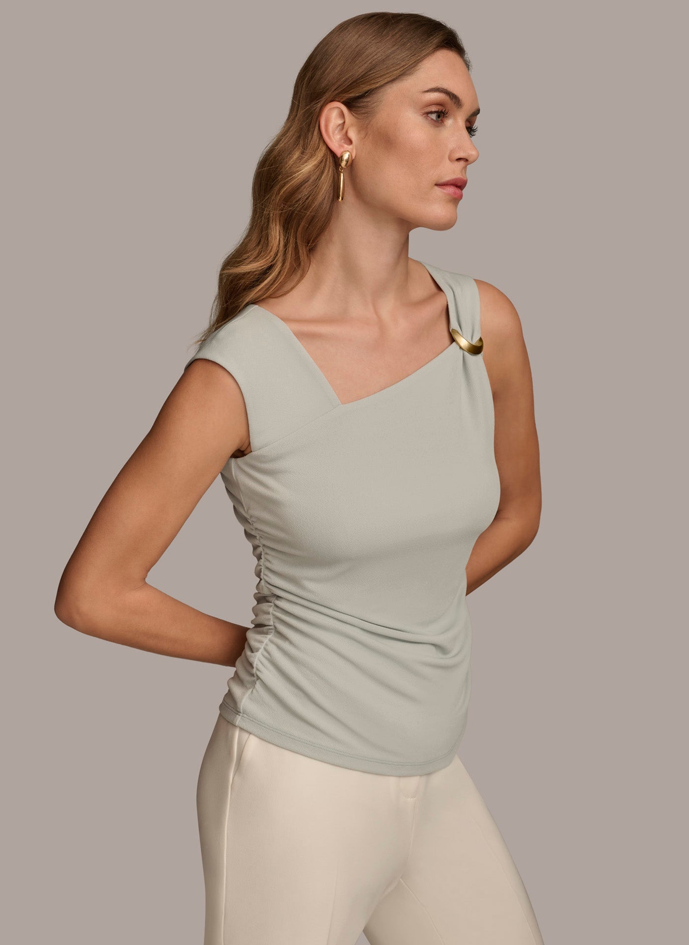 (image for) PROFESSIONAL ASYMMETRICAL TOP WITH HARDWARE